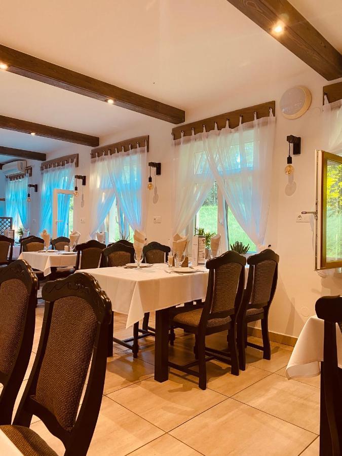 Tanyacsarda Panzio Bed & Breakfast Baja Ngoại thất bức ảnh